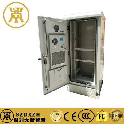 IP65 Armoire de télécommunications extérieure 40U Encastrement extérieur anti-vol avec alimentation intégrée