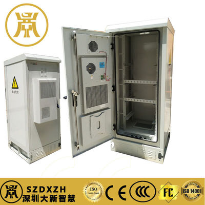 IP65 Armoire de télécommunications extérieure 40U Encastrement extérieur anti-vol avec alimentation intégrée
